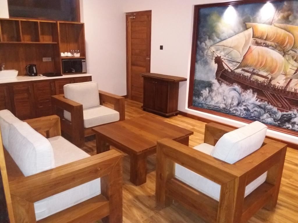 rooms-water-gate-family-suite-sea-view