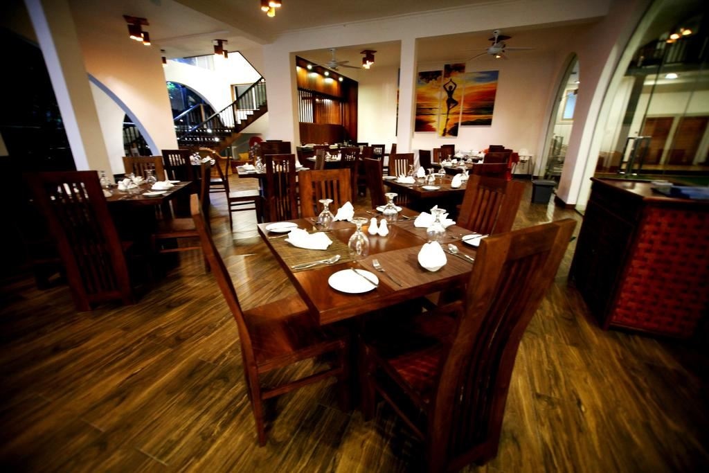 restaurants-main-restaurent