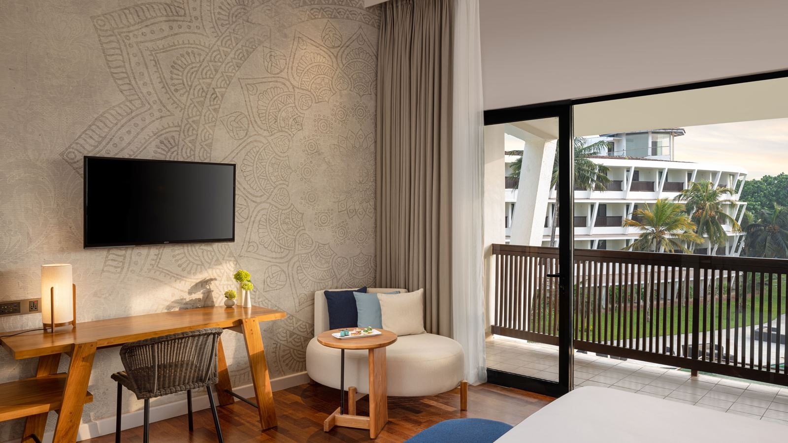 rooms-superior-room-ocean-side