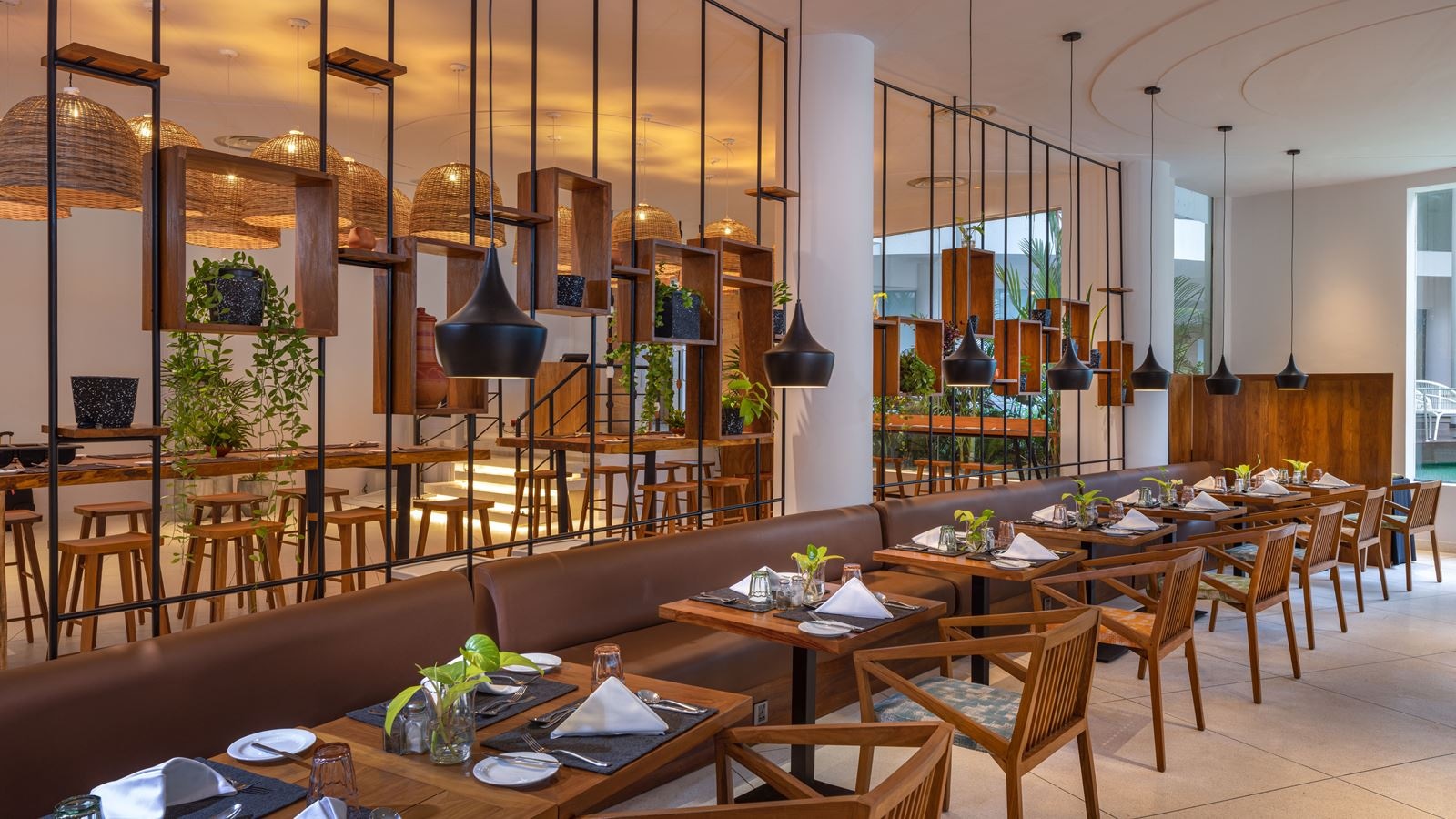 restaurants-garden-of-eden