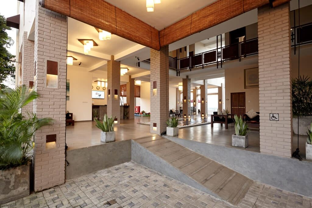 general-main-building