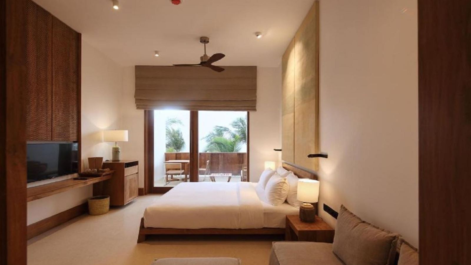rooms-deluxe-ocean-view