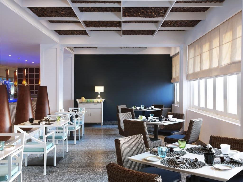 restaurants-the-palms