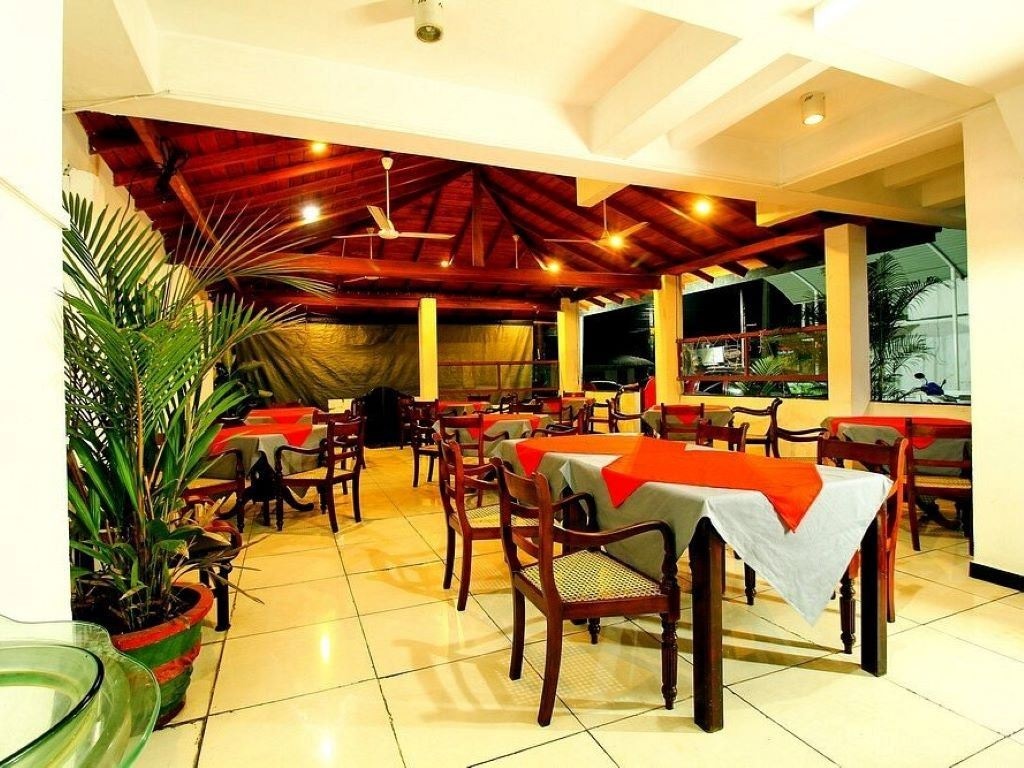 restaurants-main-restaurant