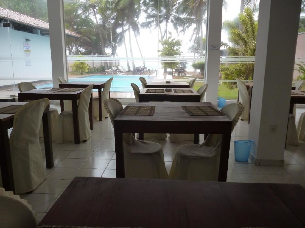 restaurants-main-restaurant