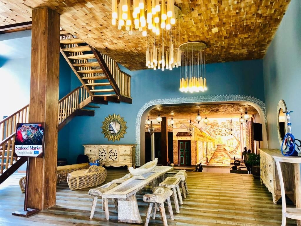 general-main-building