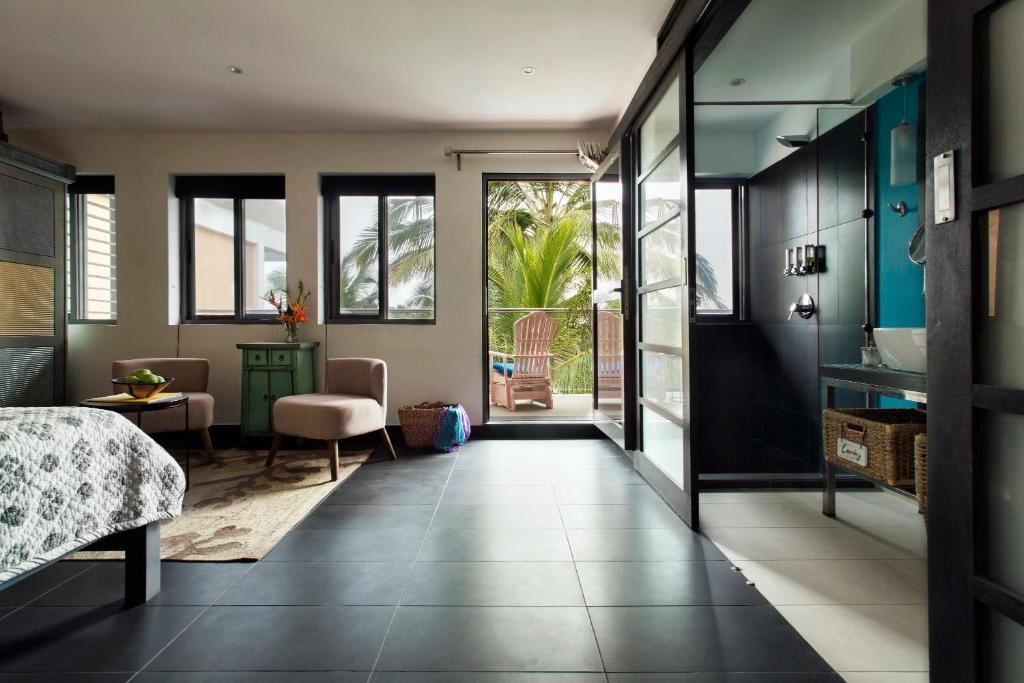 rooms-suite-little-treats