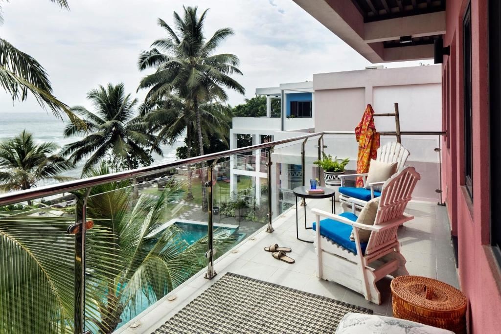 rooms-suite-little-treats