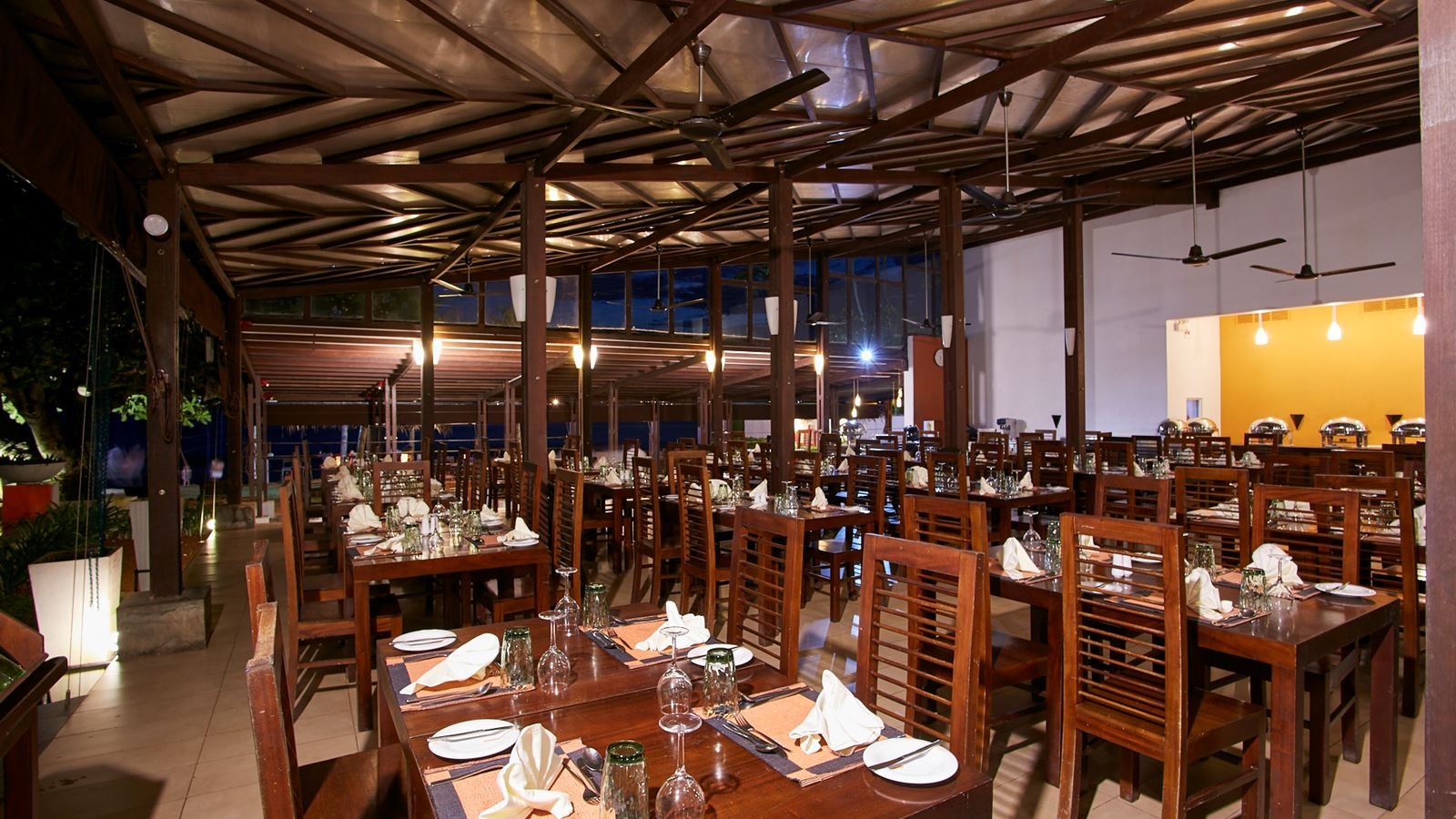 restaurants-lemon-fish