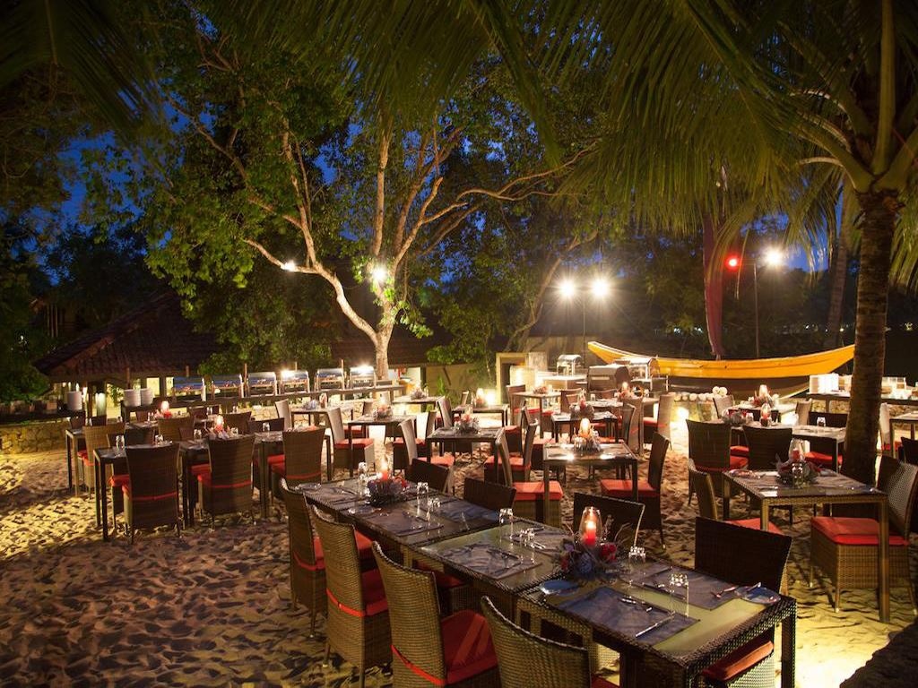 restaurants-main-restaurant