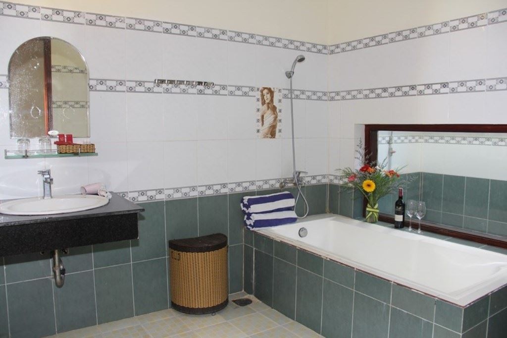 rooms-beach-front-villa