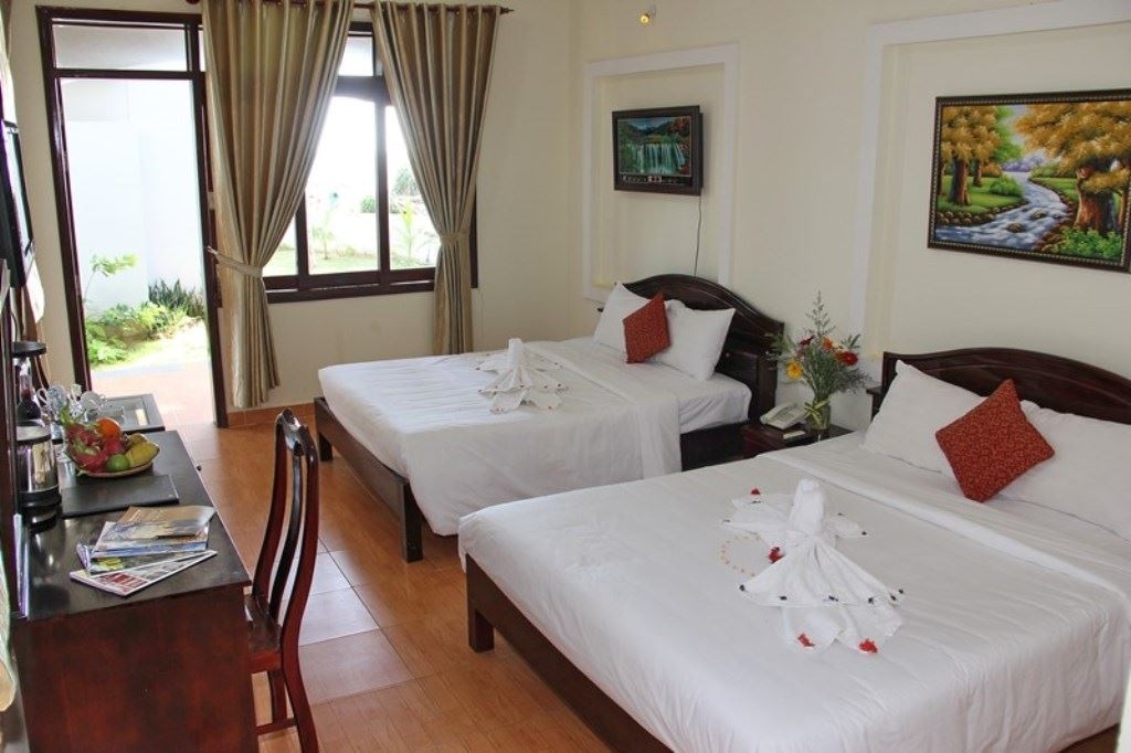 rooms-villa-garden-view