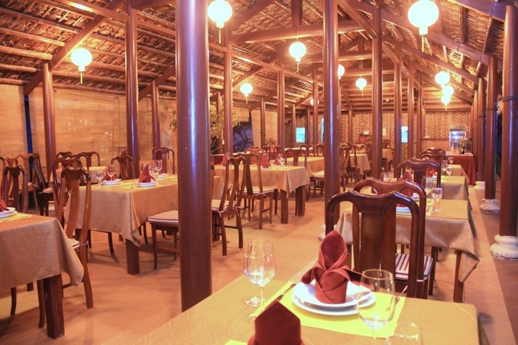 restaurants-main-restaurant