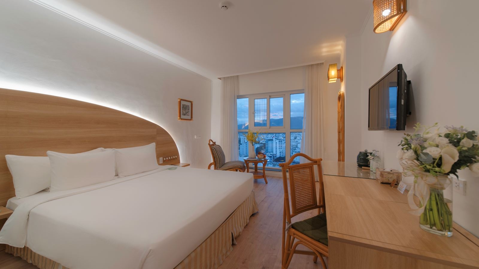 rooms-cozy-city-view-child-without-extra-bed