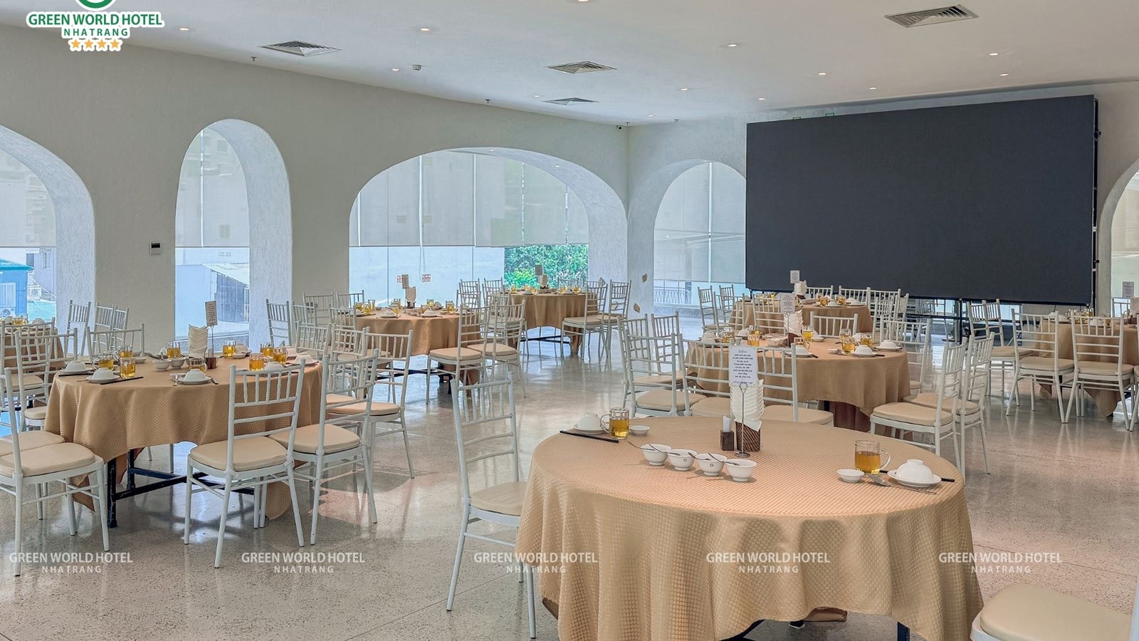 restaurants-berioza--green-bamboo-restaurant