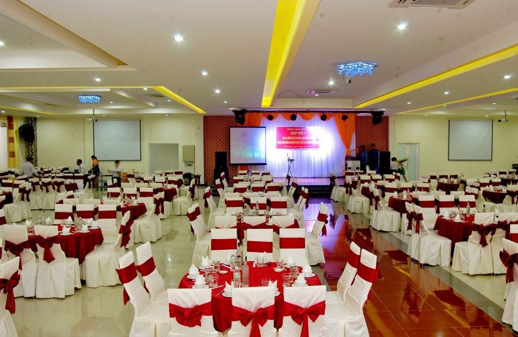 restaurants-main-restaurant