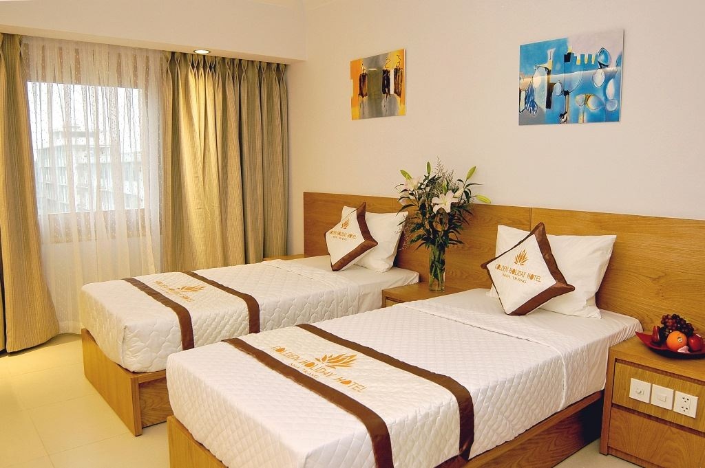 rooms-deluxe-city-view