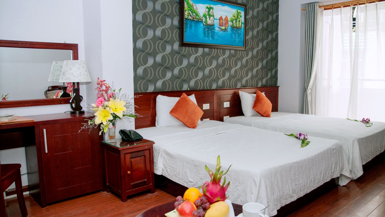 rooms-senior-deluxe-room