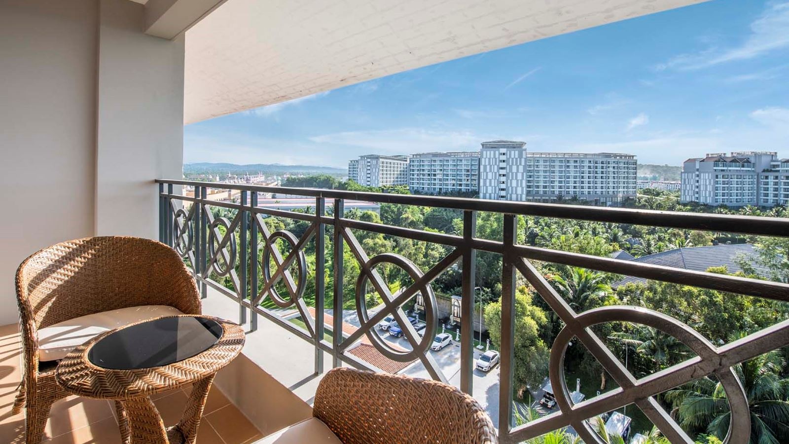 rooms-executive-suite-ocean-view