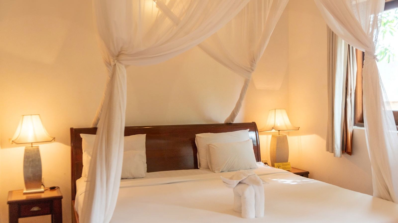 rooms-two-bedroom-villa