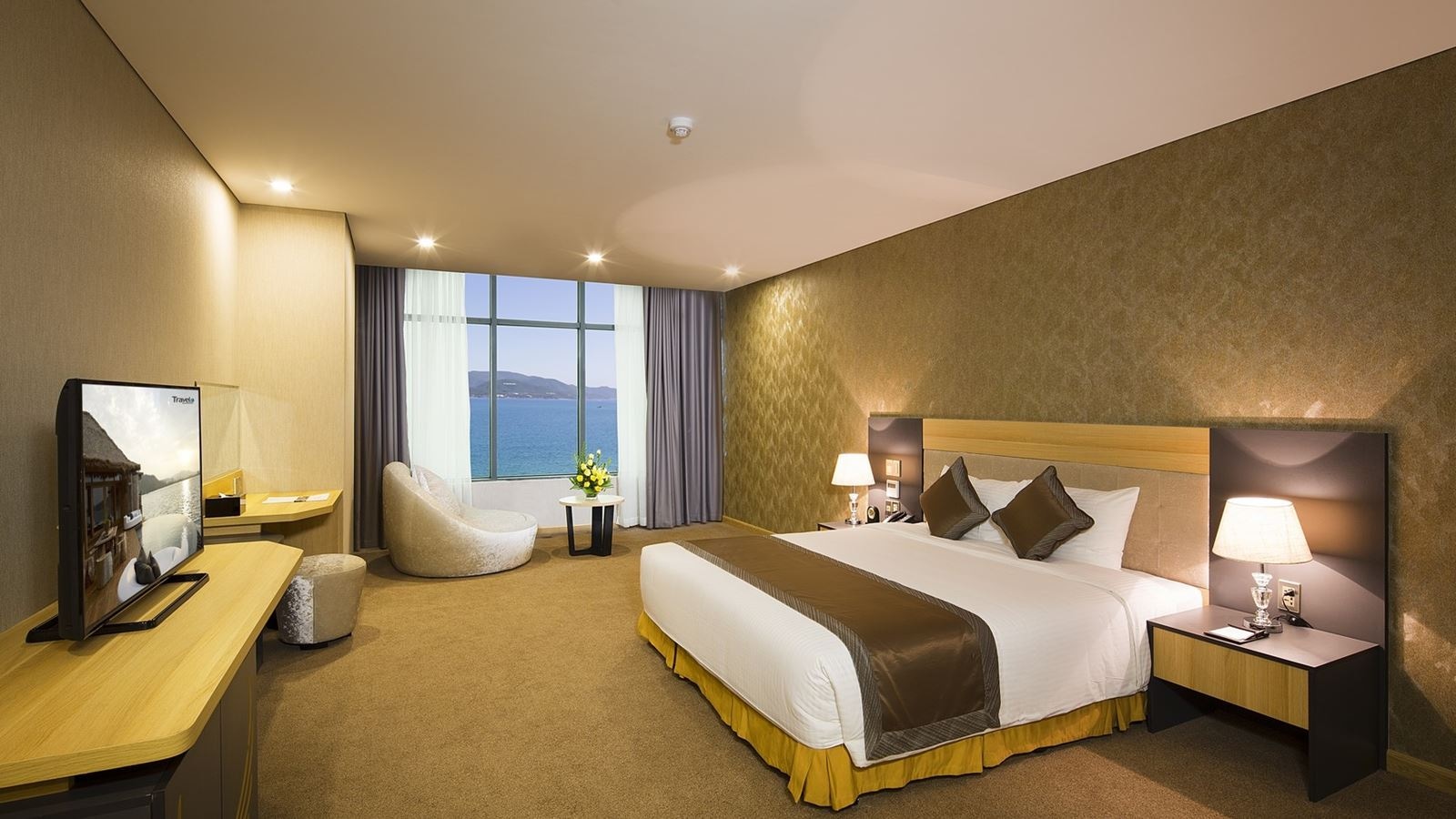 rooms-deluxe-kingtwin-ocean-view-child-without-extra-bed