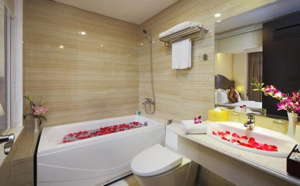 rooms-room-executive-seaview-with-balcony-child-without-extra-bed