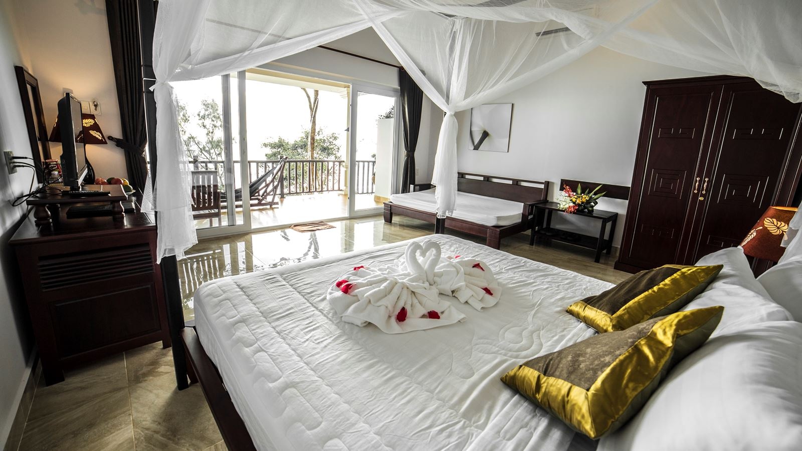 rooms-villa-seaview