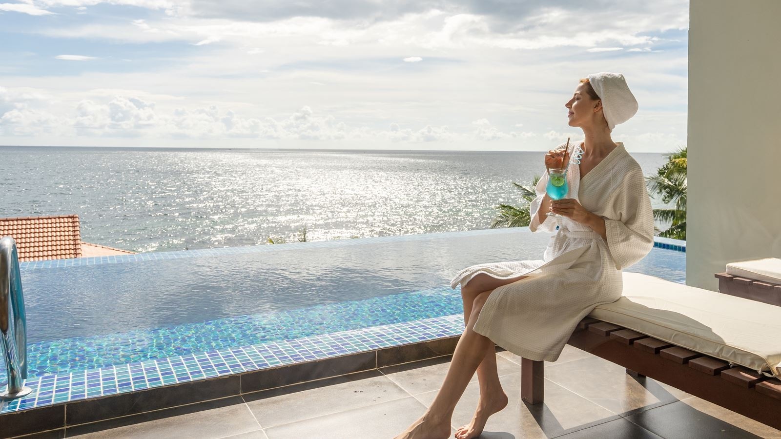 rooms-one-bedroom-pool-villa