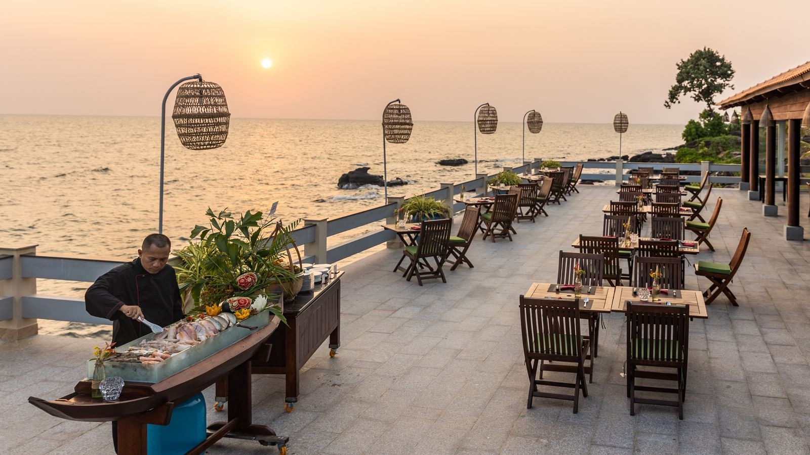 restaurants-sunset-restaurant