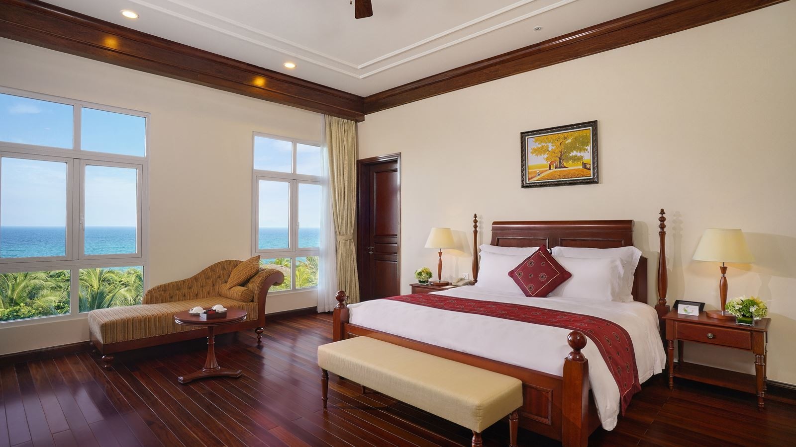 rooms-panoramic-view