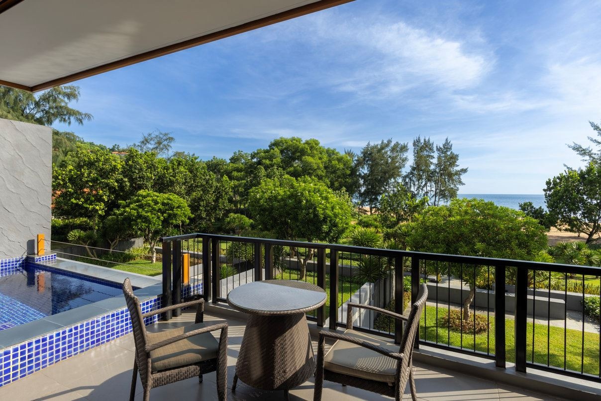 rooms-seaview-junior-pool-suite-child-without-extra-bed