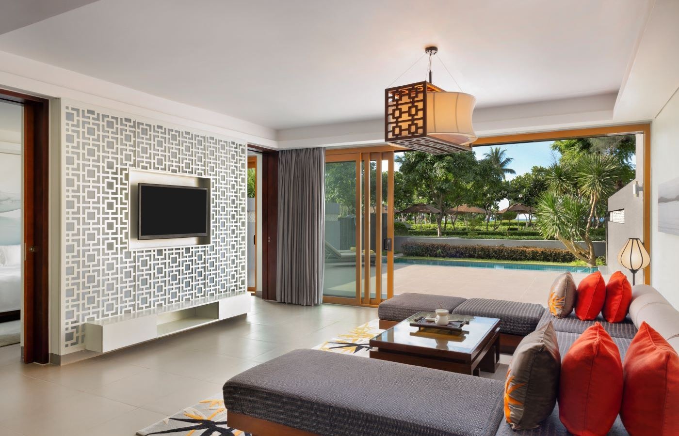 rooms-courtyard-2bedroom-pool-suite