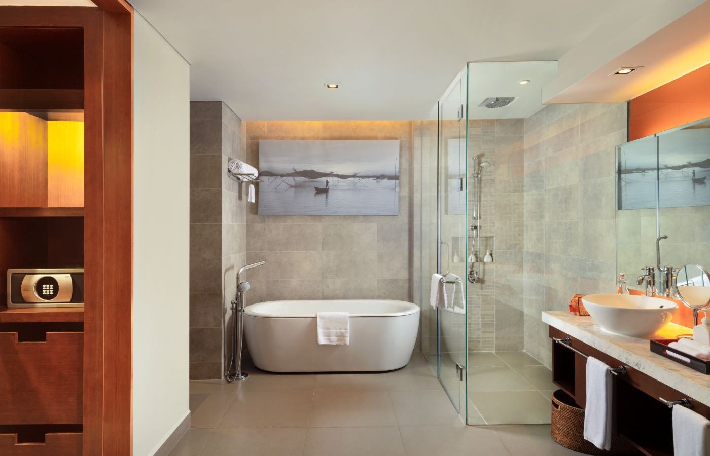 rooms-courtyard-2bedroom-pool-suite