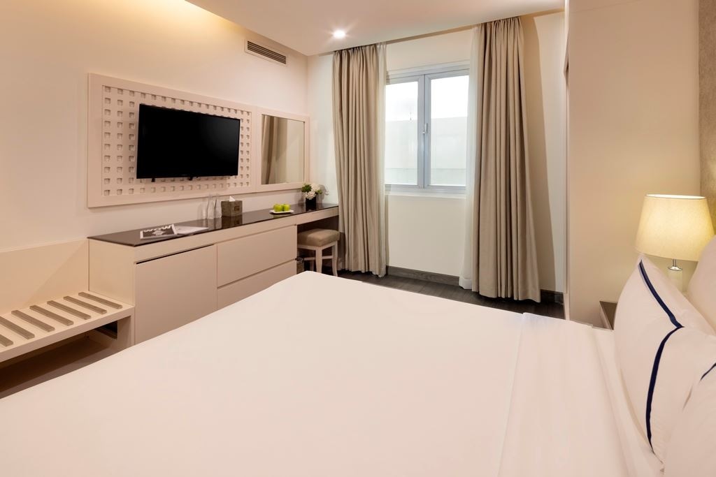 rooms-senior-deluxe-sakura