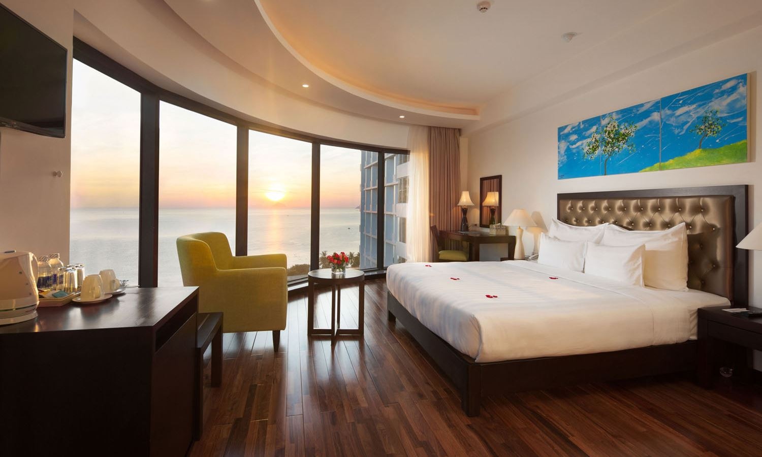 rooms-club-luxury-ocean-view