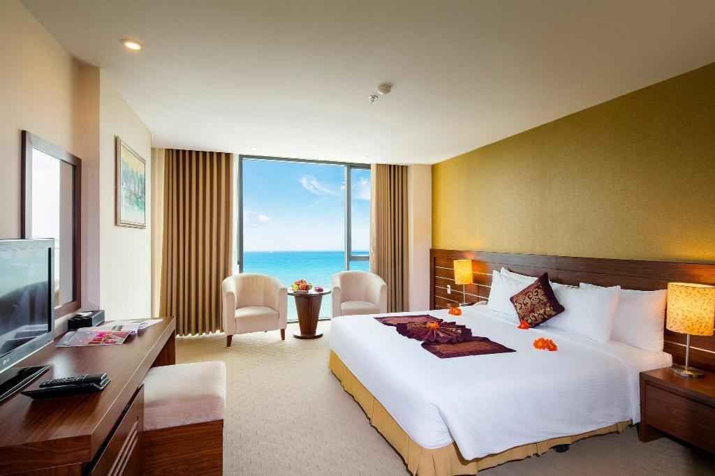 rooms-deluxe-ocean-view
