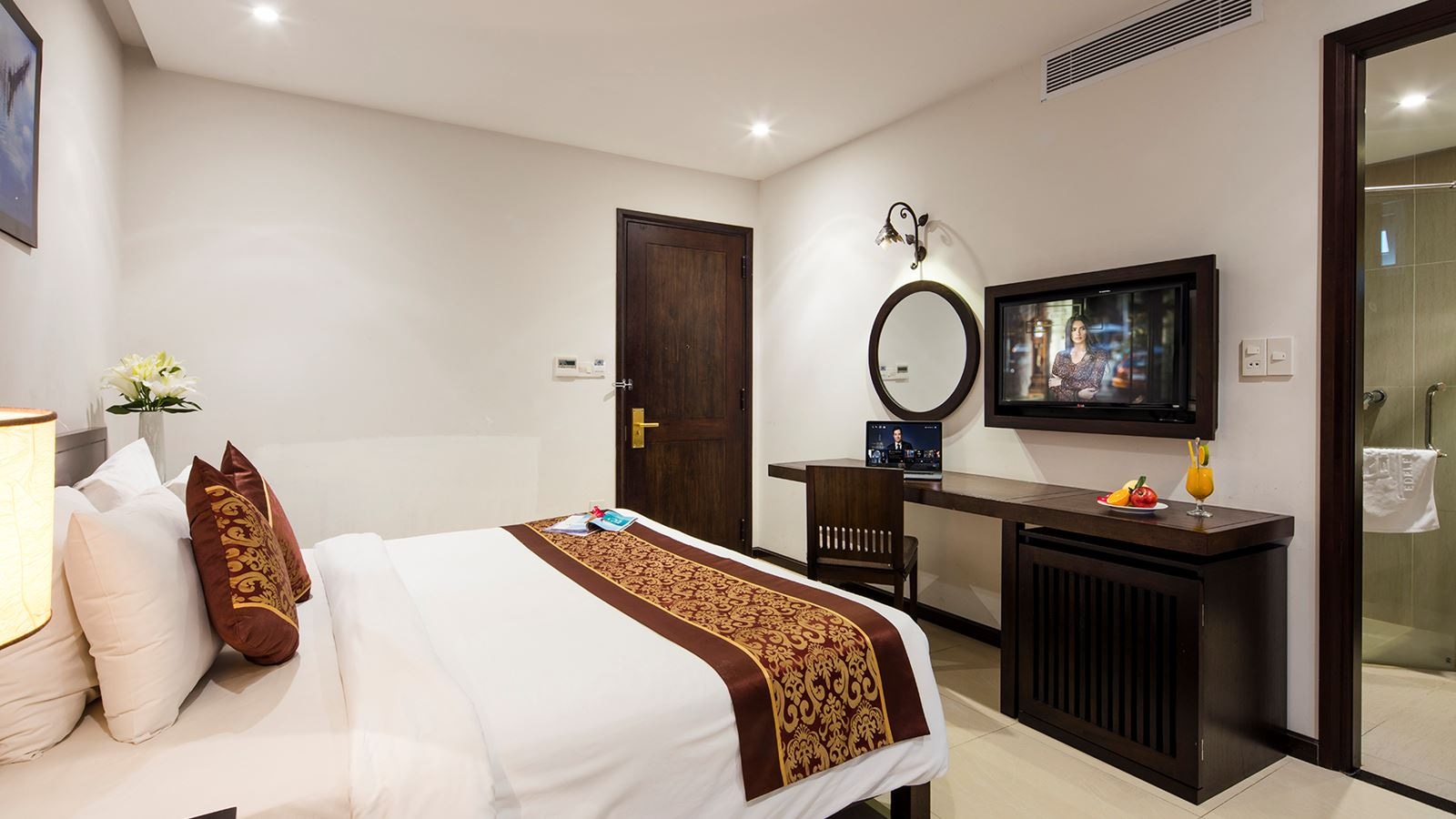 rooms-room-superior-no-window-child-without-extra-bed