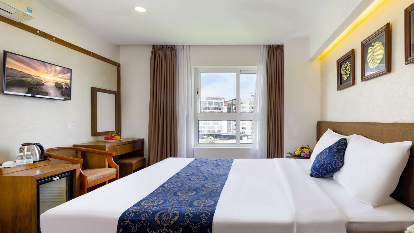 rooms-room-deluxe-cityview-child-without-extra-bed