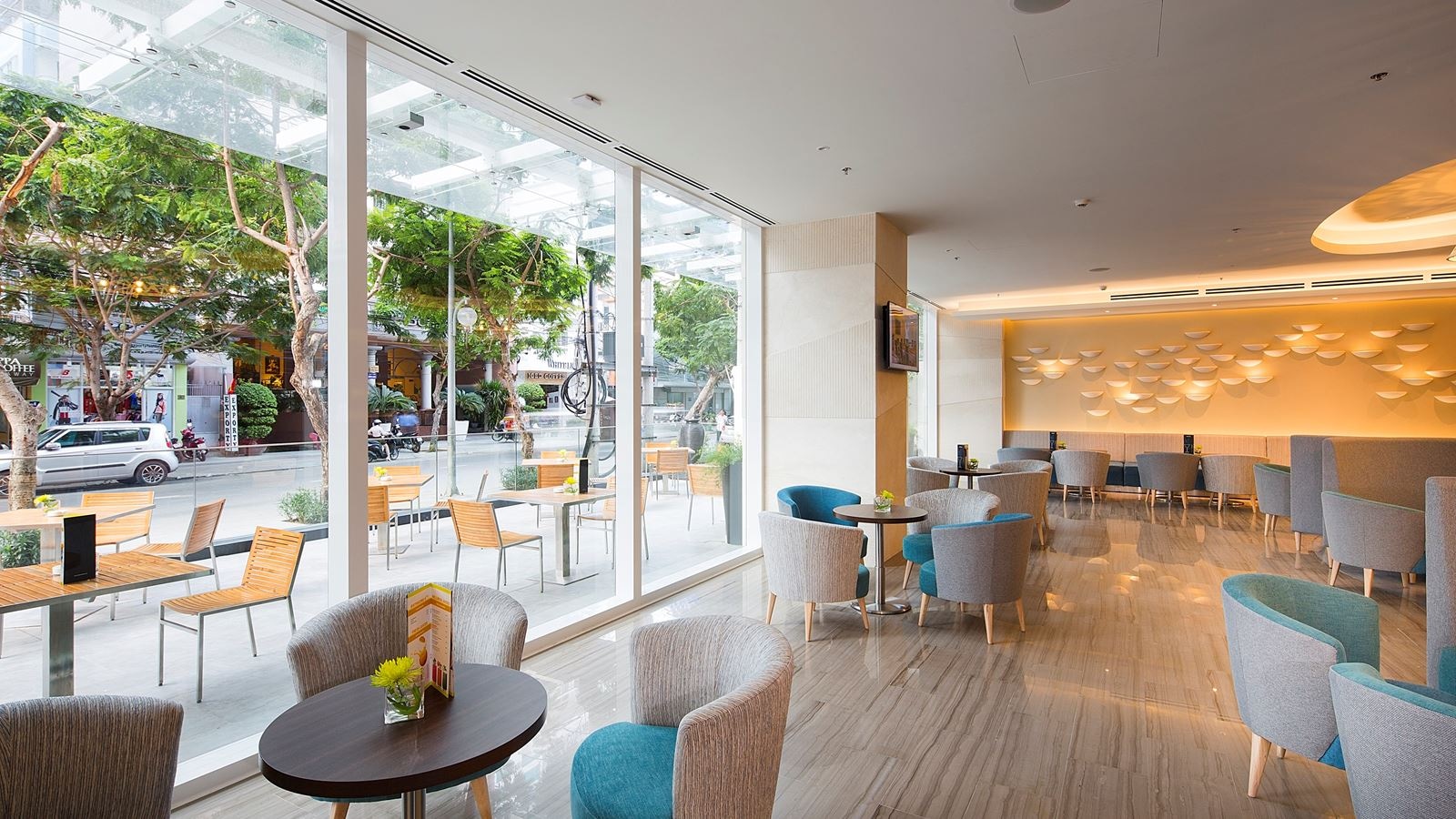 restaurants-bistro-restaurant