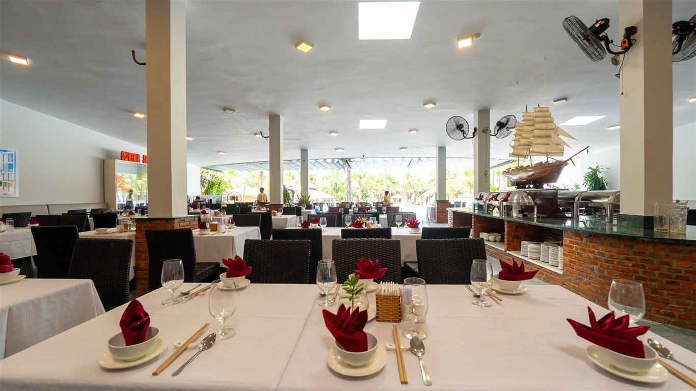 restaurants-restaurant