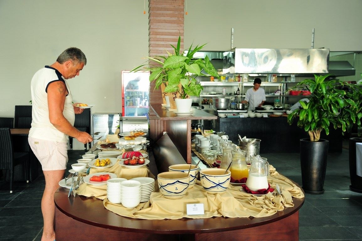 restaurants-restaurant