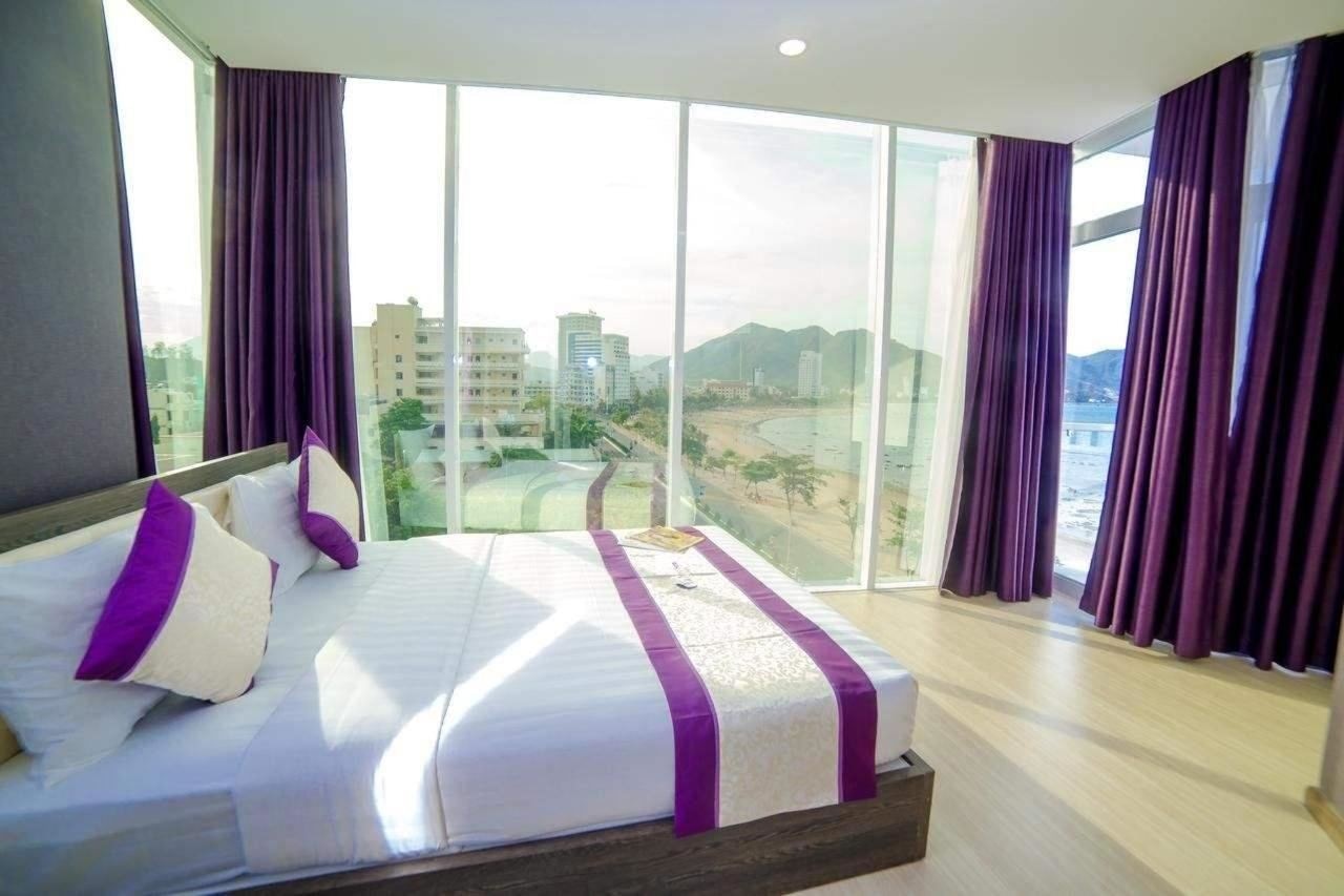 rooms-senior-deluxe-sea-view