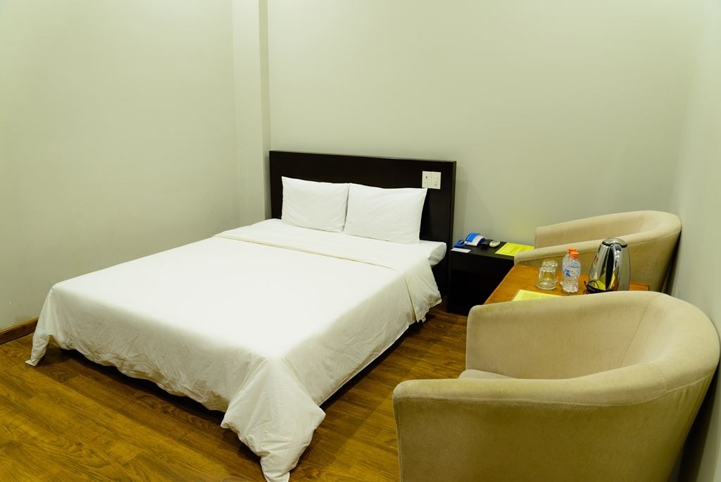 rooms-standard-no-window-rooms