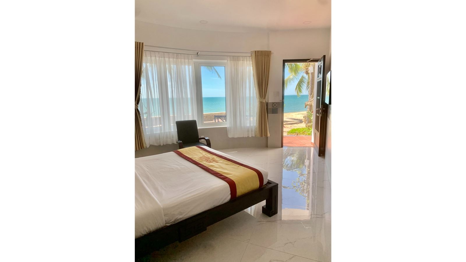 rooms-superior-sea-view-child-without-extra-bed