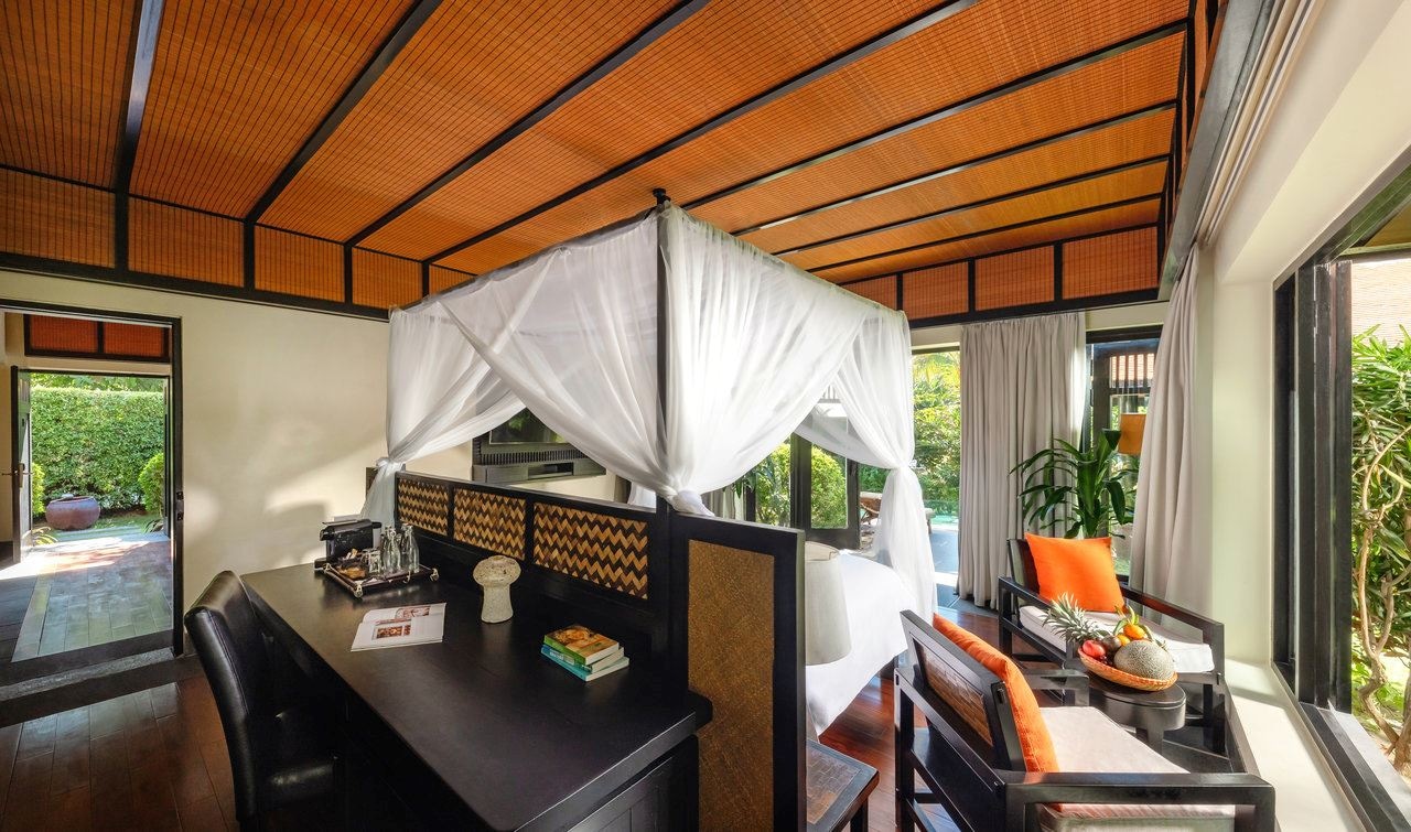 rooms-one-bedroom-beachfront-pool-villa