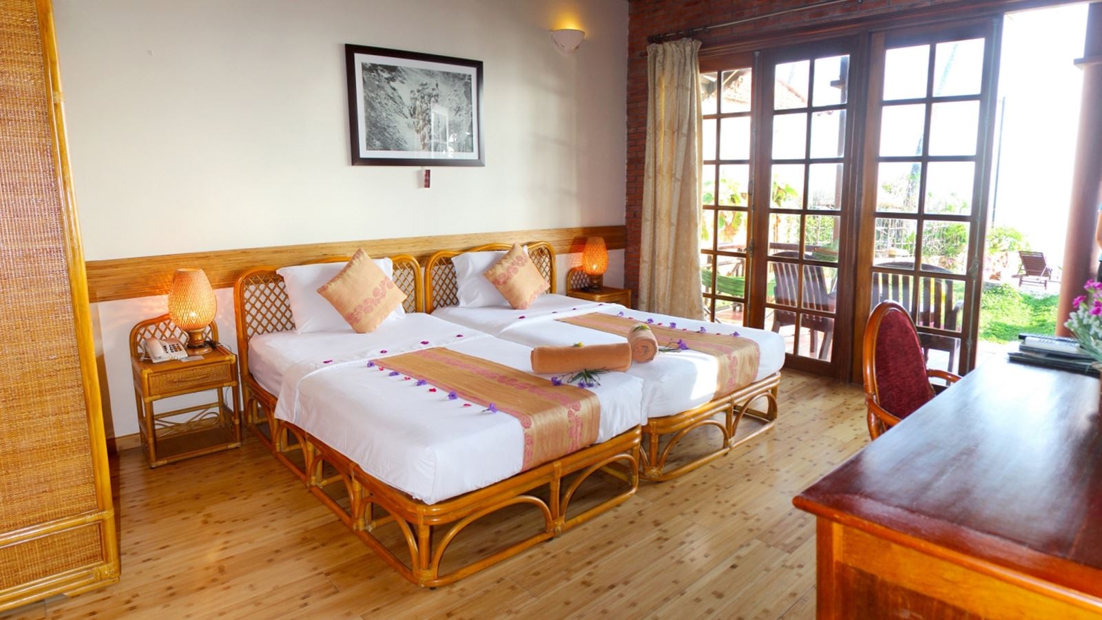 rooms-bungalow-ocean-view