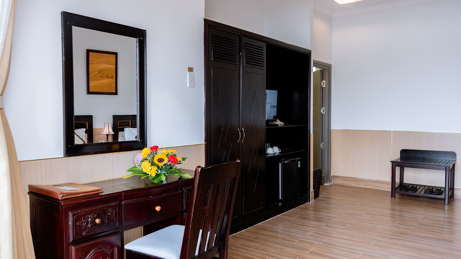 rooms-villa-beachfront-with-terrace