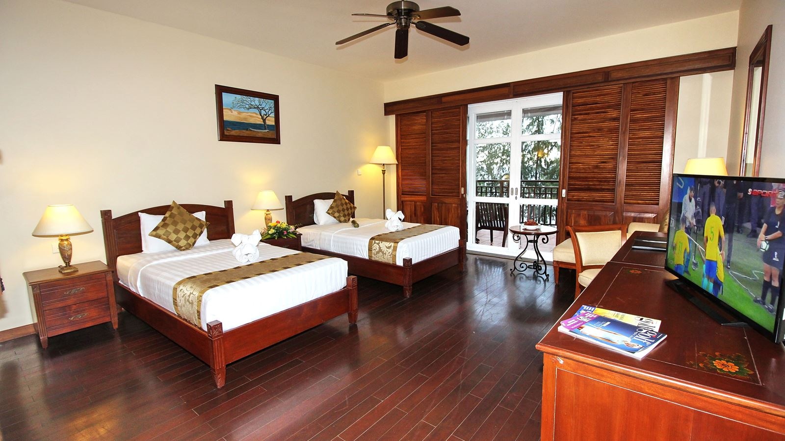 rooms-premier-deluxe-city-view-child-without-extra-bed