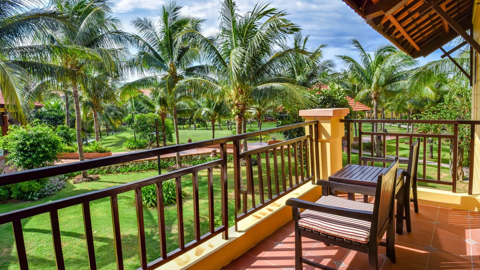 rooms-executive-suite-quadruple