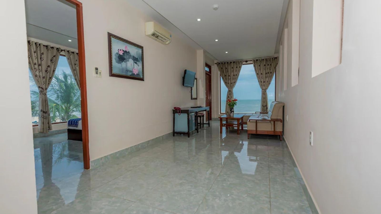 rooms-suite-room-front-ocean-view-child-without-extra-bed